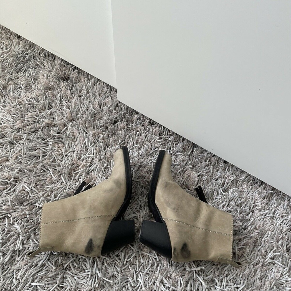 Acne beige suede ankle boots - Picture 4 of 11